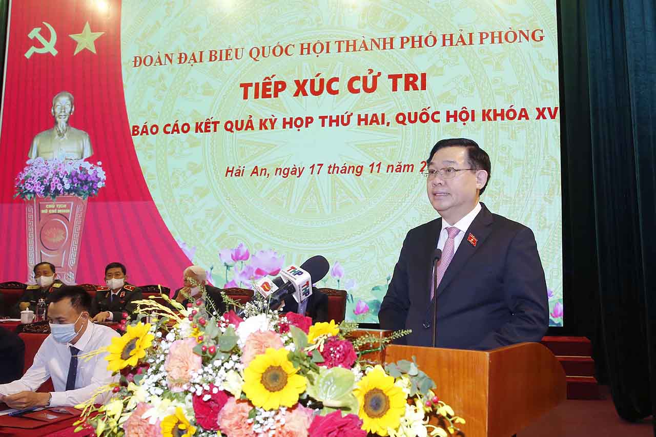 CHỦ TỊCH QUỐC HỘI VƯƠNG ĐÌNH HUỆ TIẾP XÚC CỬ TRI QUẬN HẢI AN, THÀNH PHỐ HẢI PHÒNG